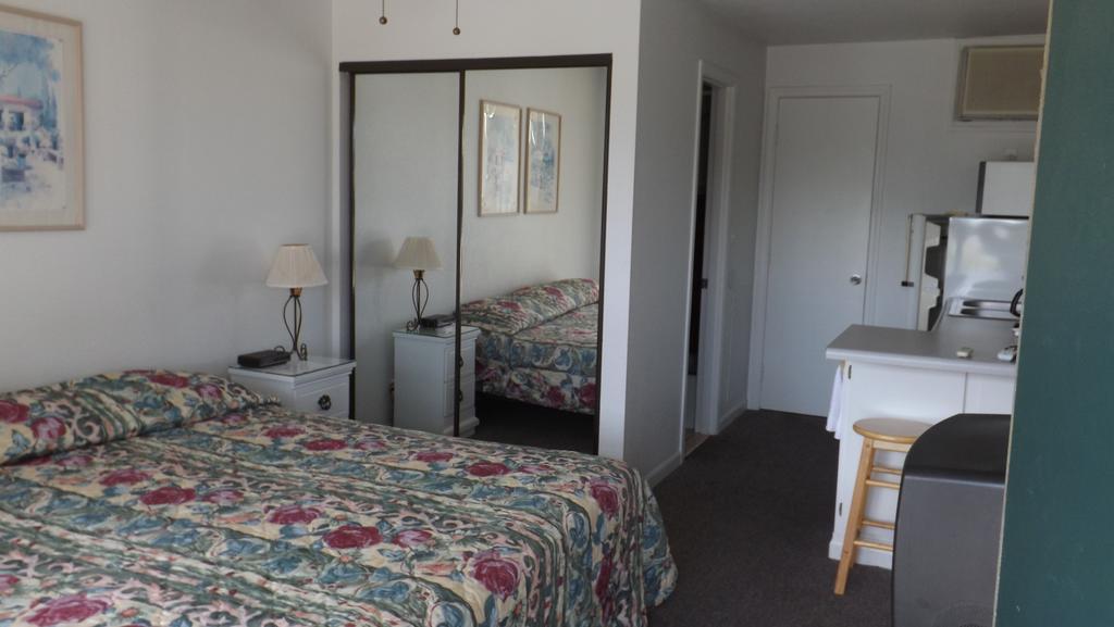 Twin Lakes Inn Bull Shoals Экстерьер фото
