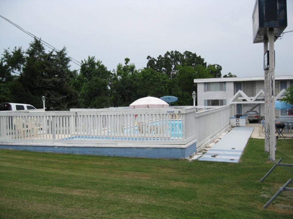 Twin Lakes Inn Bull Shoals Экстерьер фото